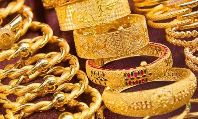 Gold Price Today, 7 May 2024: सोने में 230 रुपये की बढ़त, 700 रुपये चढ़ी चांदी