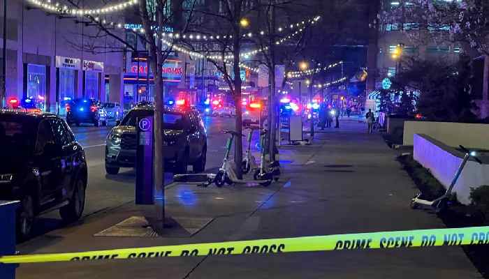 US Mass Shooting: इंडियानापोलिस में मॉल के बाहर 7 बच्चे घायल