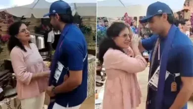 Neeraj Chopra met Manu Bhaker's mother